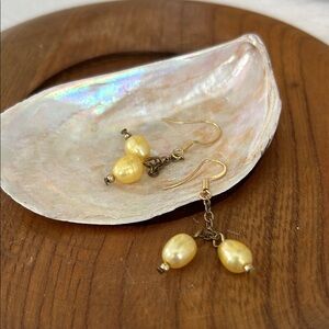 Elegant Gold Pearl Drop Earrings